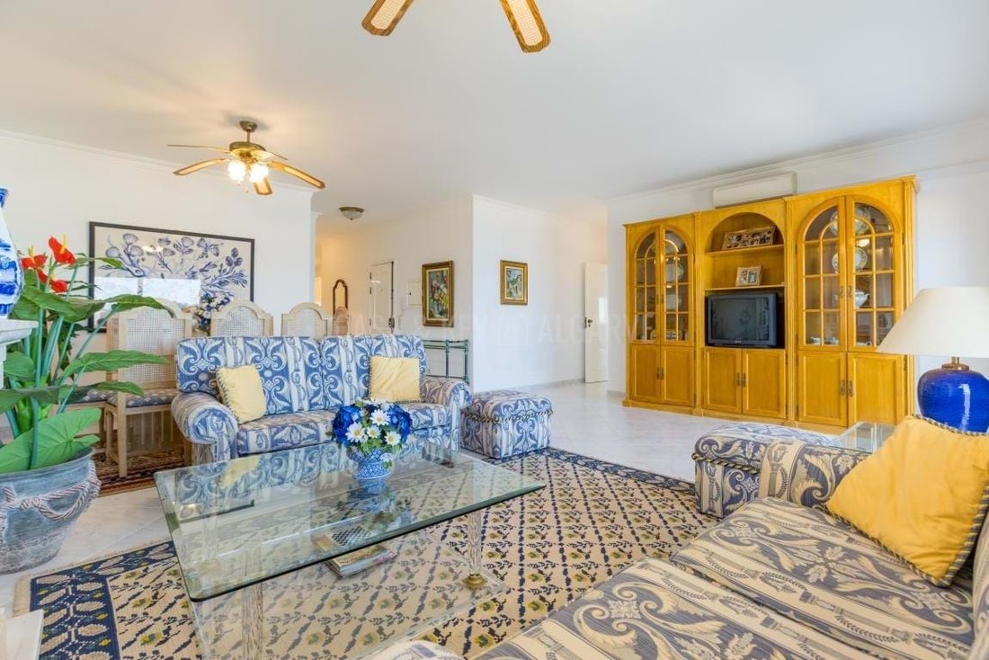 Apartment in Quarteira, Algarve, Portugal 2 - 16673783