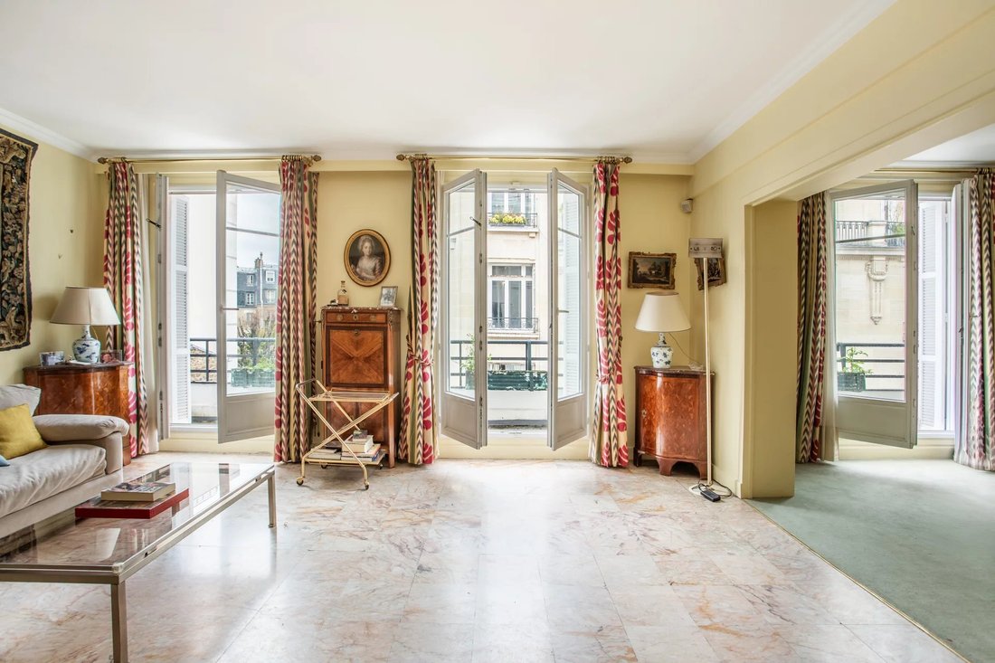 Apartment in Porte Dauphine, Paris 16e Arrondissement, Paris 4 - 16672894