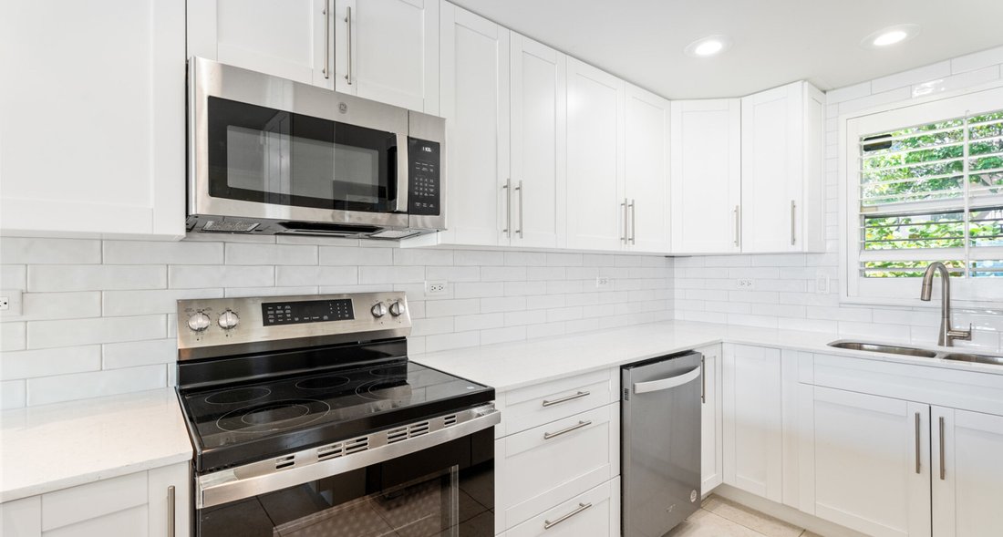 Apartment in George Town, George Town, Cayman Islands 3 - 14567398