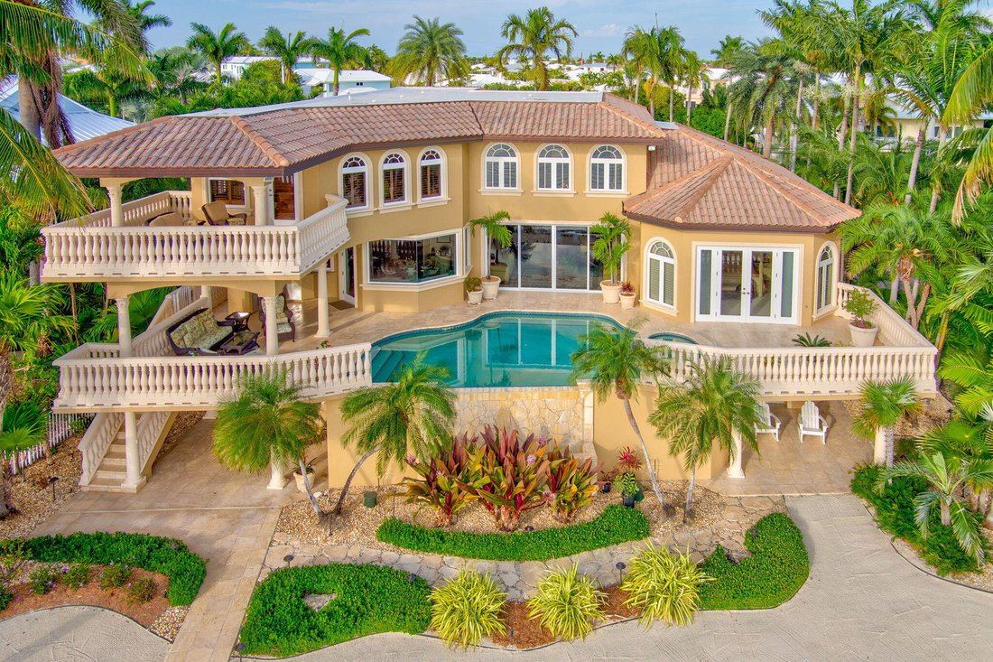 House in Key Colony Beach, Florida, United States 3 - 16676125