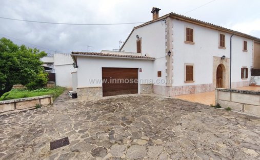 Chalet in Palma, Balearic Islands, Spain 1