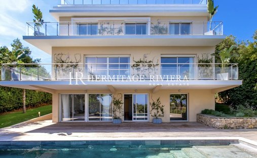 Villa in Antibes, Provence-Alpes-Côte d'Azur, France 1