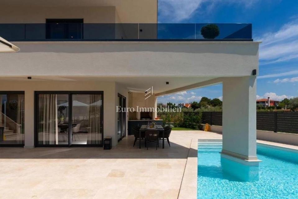House in Porec, Istria County, Croatia 4 - 16676668