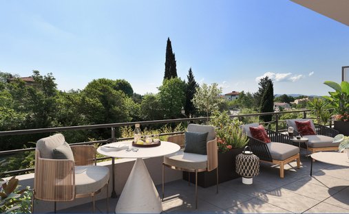 Apartment in Granettes-Jauberte-Sainte Anne, Aix-en-Provence, France 1