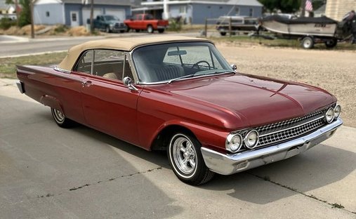 1961 Ford Galaxie Sunliner Convertible in Glendale, United States 1