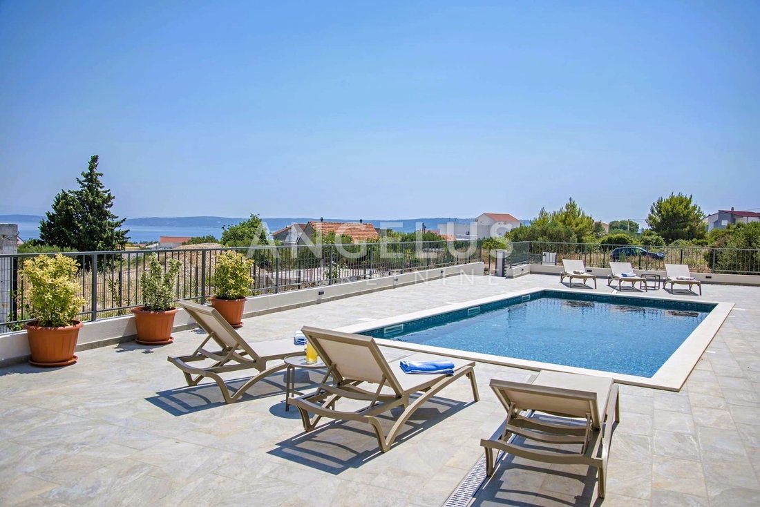 House in Kastel Novi, Split-Dalmatia County, Croatia 4 - 16680943
