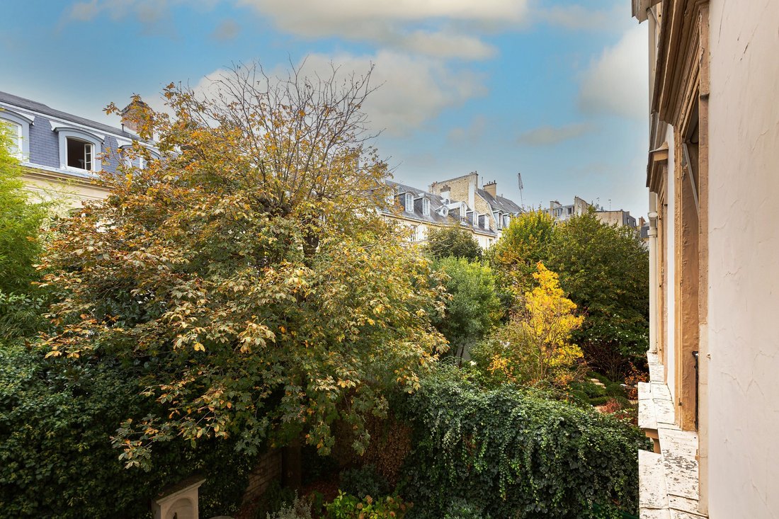 Apartment in Cambronne-Garibaldi, Paris 15e Arrondissement, Paris 3 - 16676153