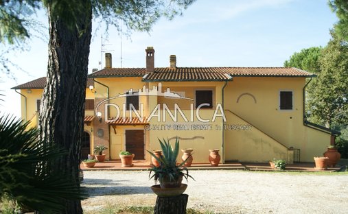 House in Palaia, Tuscany, Italy 1