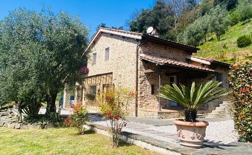 Casa di campagna a San Martino in Freddana, Toscana, Italia 1
