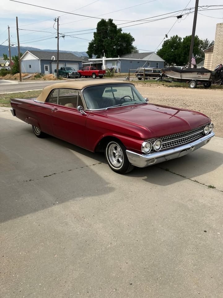 Cabriolet in Glendale, United States 2 - 16681903