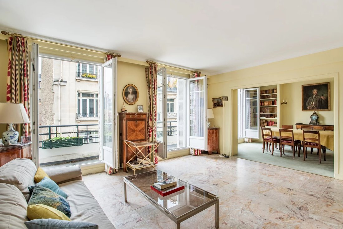 Apartment in Porte Dauphine, Paris 16e Arrondissement, Paris 2 - 16672894