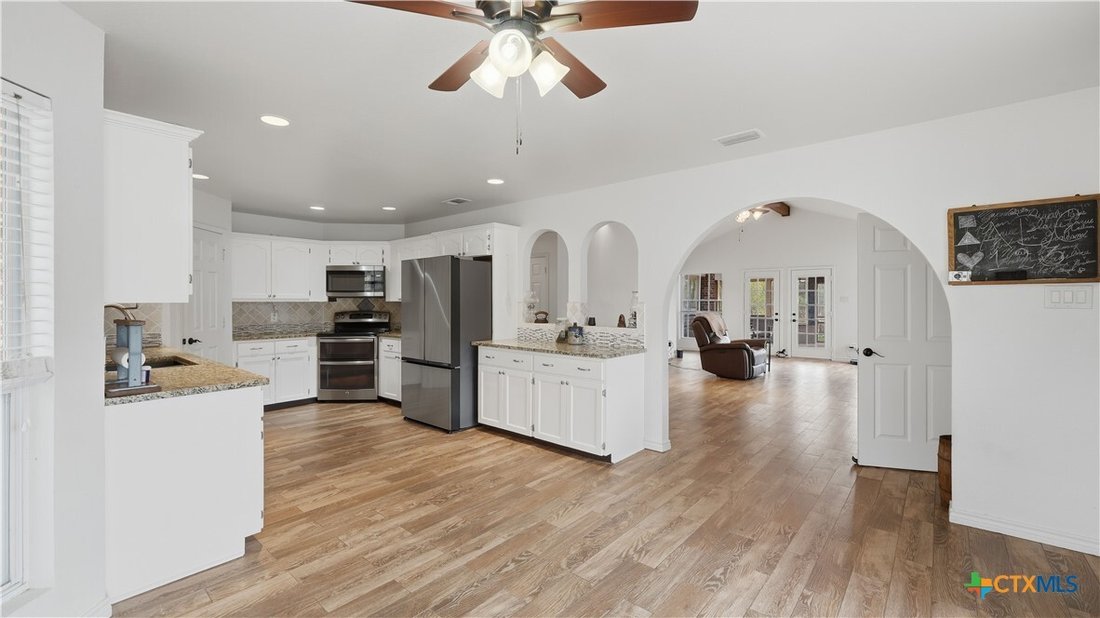 House in Kingsbury, Texas, United States 5 - 16675413