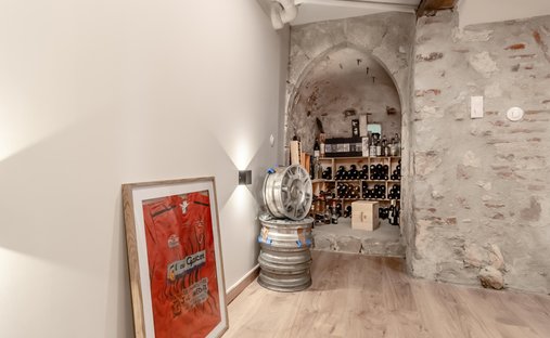 Castle for Sale in Penne-d'Agenais, Nouvelle-Aquitaine, France