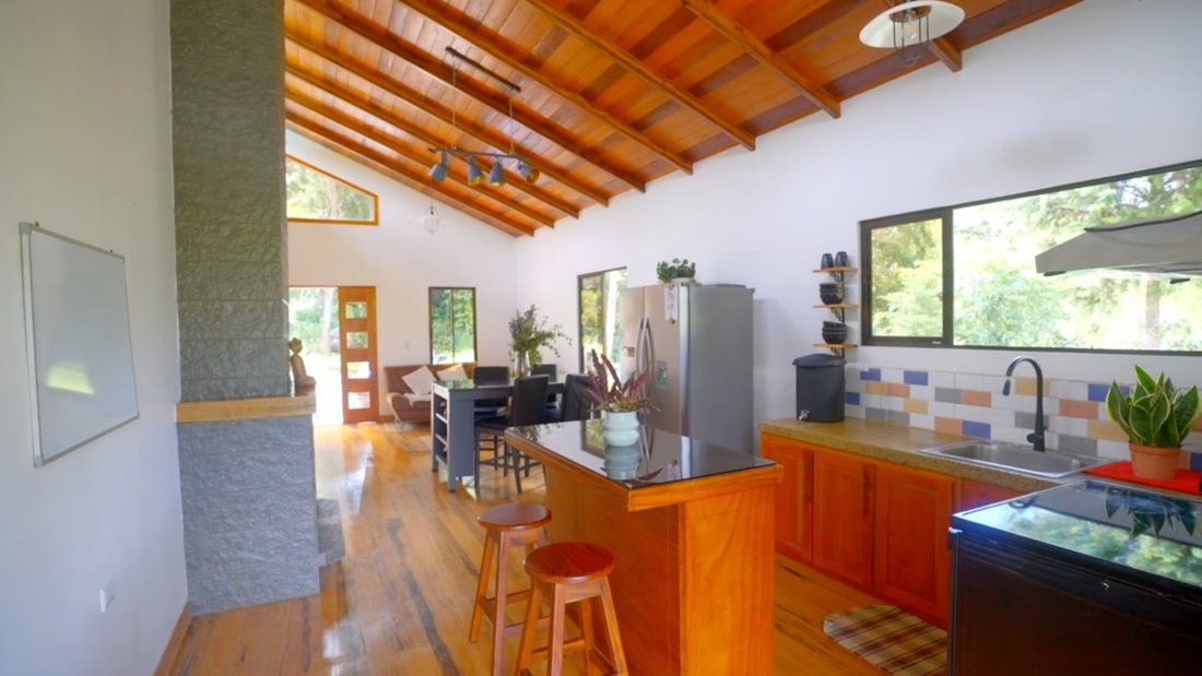 House in Rivas, San José Province, Costa Rica 4 - 16674905