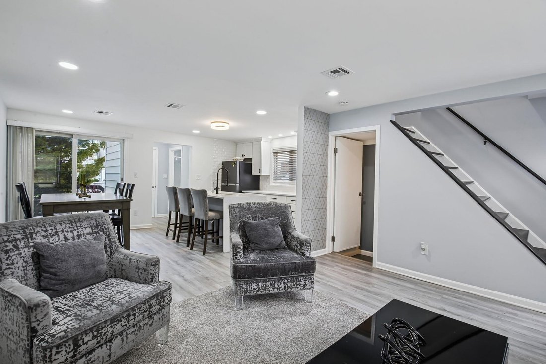 House in Bayonne, New Jersey, United States 3 - 16673590