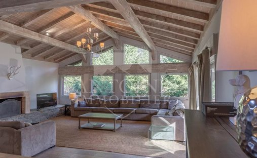 Chalet in Les Houches, Auvergne-Rhône-Alpes, France 1
