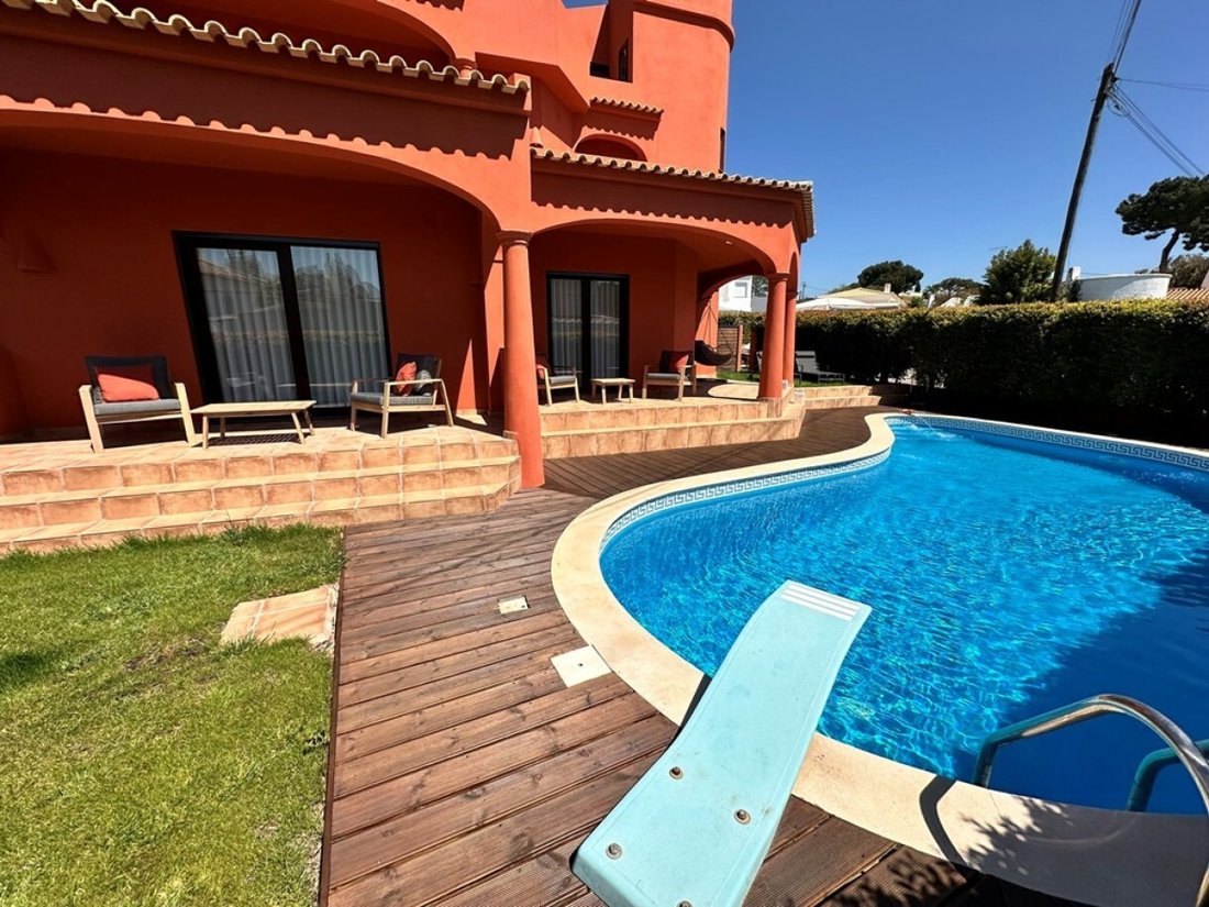 House in Vilamoura, Quarteira, Algarve 2 - 16675750