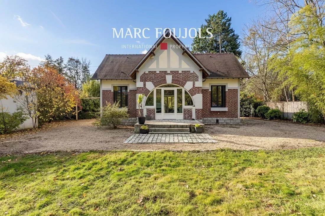 House in Ouest, Lamorlaye, France 2 - 16673083