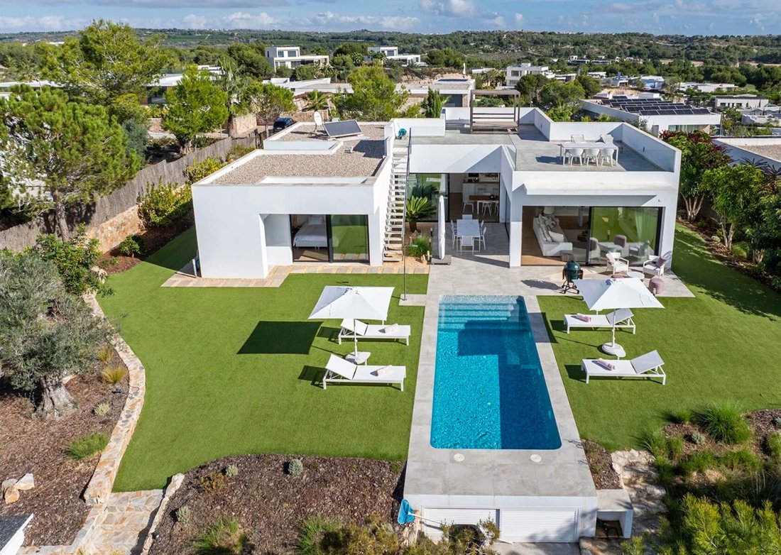 Villa in Orihuela, Valencian Community, Spain 1 - 12852244