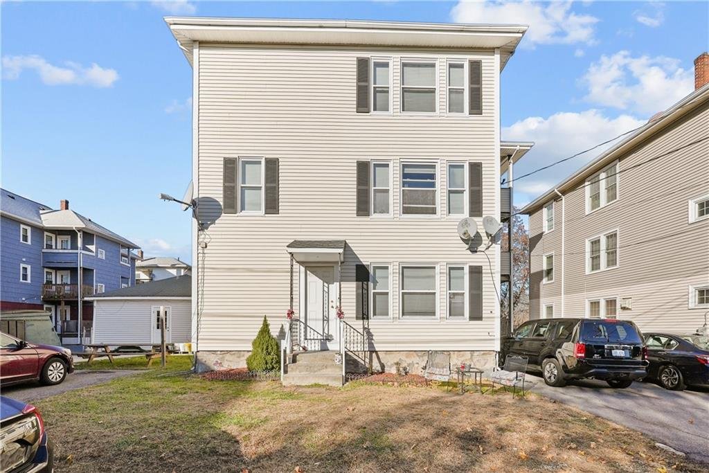 Woonsocket, Rhode Island, United States 1 - 16673643