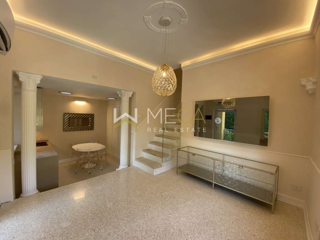 Villa in Center, Sirmione, Lombardy 4 - 16674565