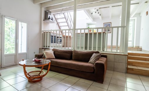 Castle for Sale in Penne-d'Agenais, Nouvelle-Aquitaine, France