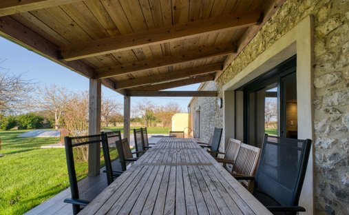 Castle for Sale in Le Gua, Nouvelle-Aquitaine, France