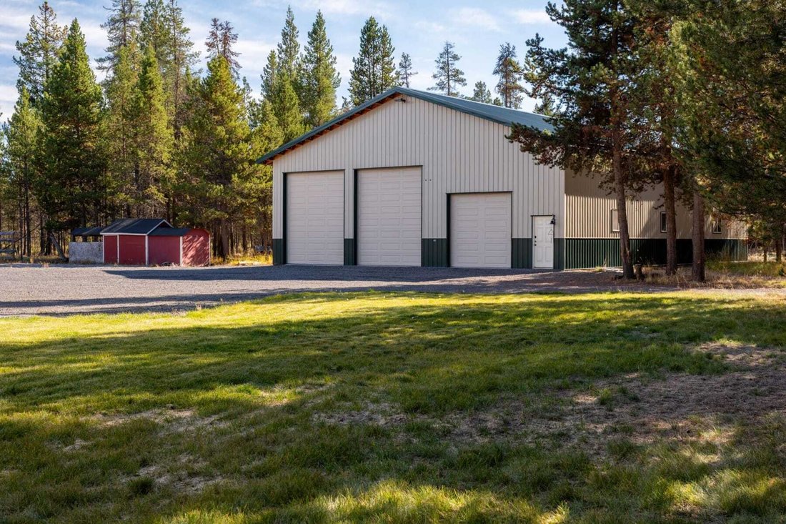 House in La Pine, Oregon, United States 2 - 16673536