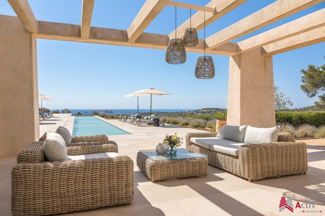 Villa in Santa Eularia des Riu, Balearic Islands, Spain 3 - 16679748