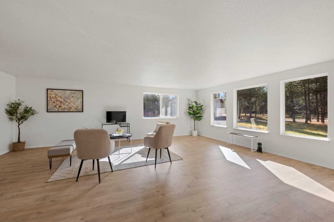 House in La Pine, Oregon, United States 4 - 16673536