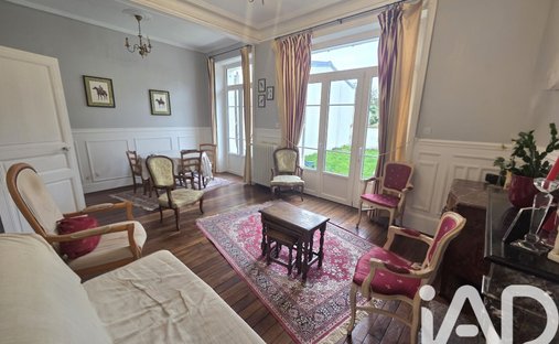 Castle for Sale in Meaux, Île-de-France, France