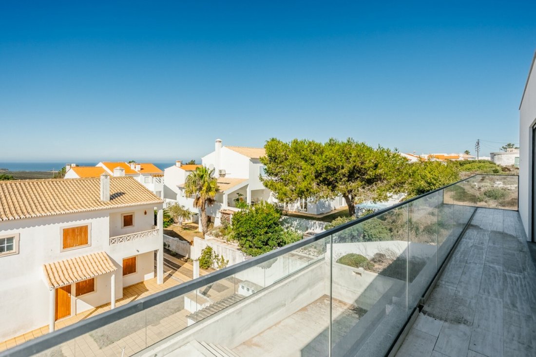 House in Aljezur, Algarve, Portugal 1 - 16675757
