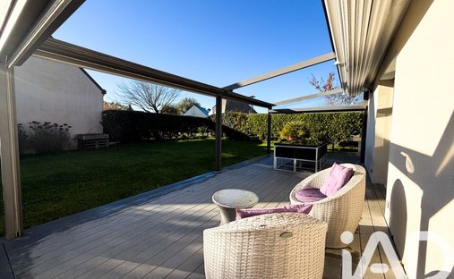 House 379m² Living Space, Great Comfort And Geothermal Energy