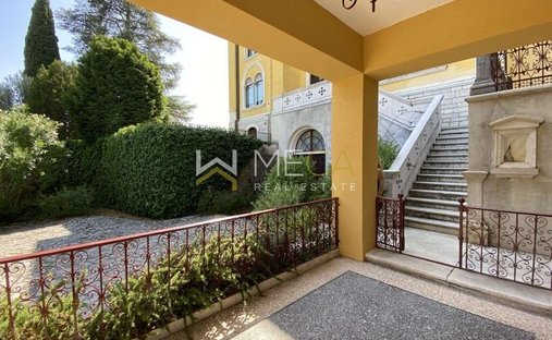 Villa a Centro, Sirmione, Lombardia 1