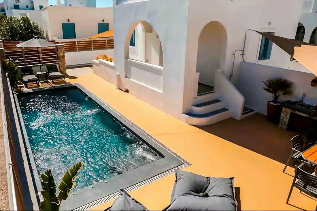 Villa in Thira, Aegean, Greece 3 - 16680286