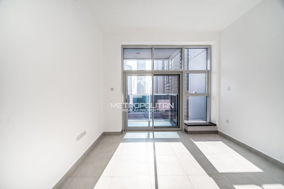 Apartment in Dubai Marina / Marsa Dubai, Dubai, United Arab Emirates 1 - 16682259