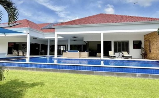 Villa a Sam Phraya, Provincia di Phetchaburi, Thailandia 1