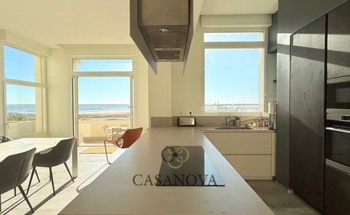 Castle for Sale in Mauguio, Occitanie, France