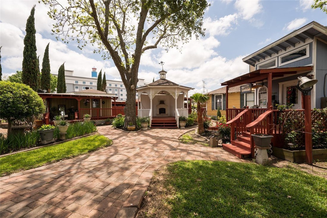 Kemah, Texas, United States 1 - 16682028