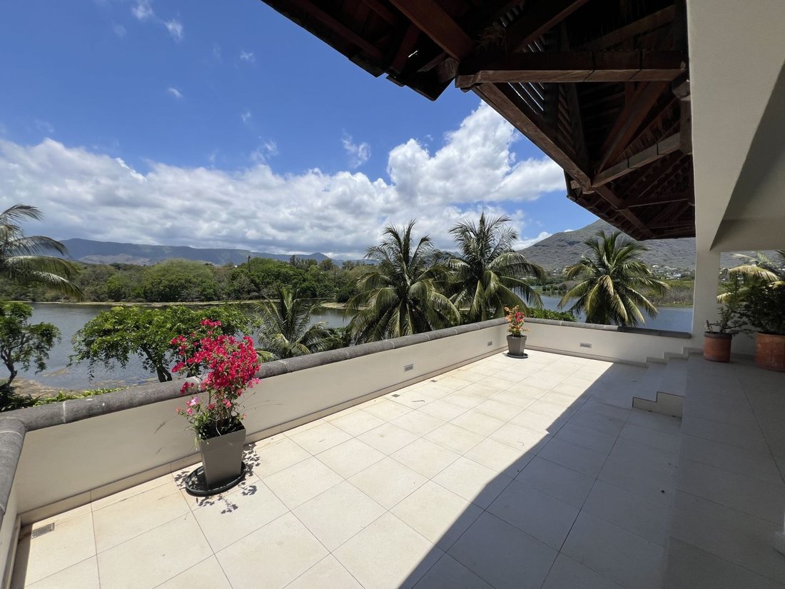 Apartment in Tamarin, Rivière Noire District, Mauritius 2 - 16681945