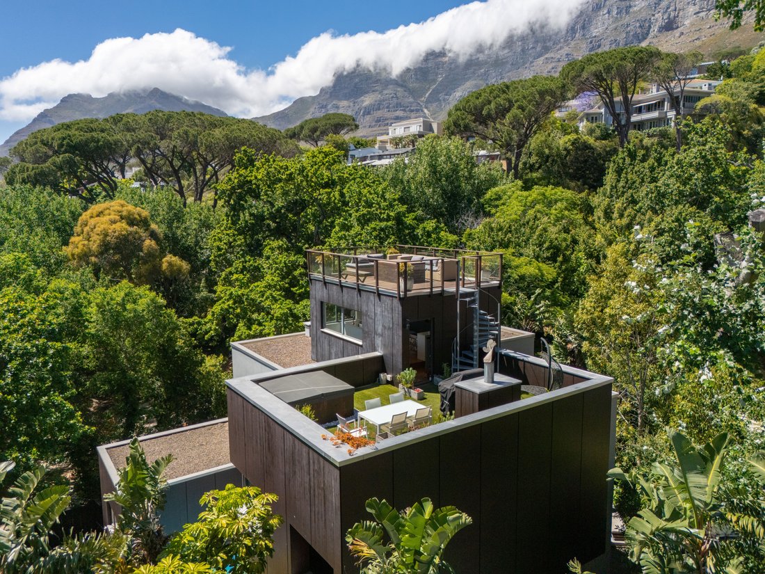 House in Gardens, Cape Town, South Africa 1 - 15766821