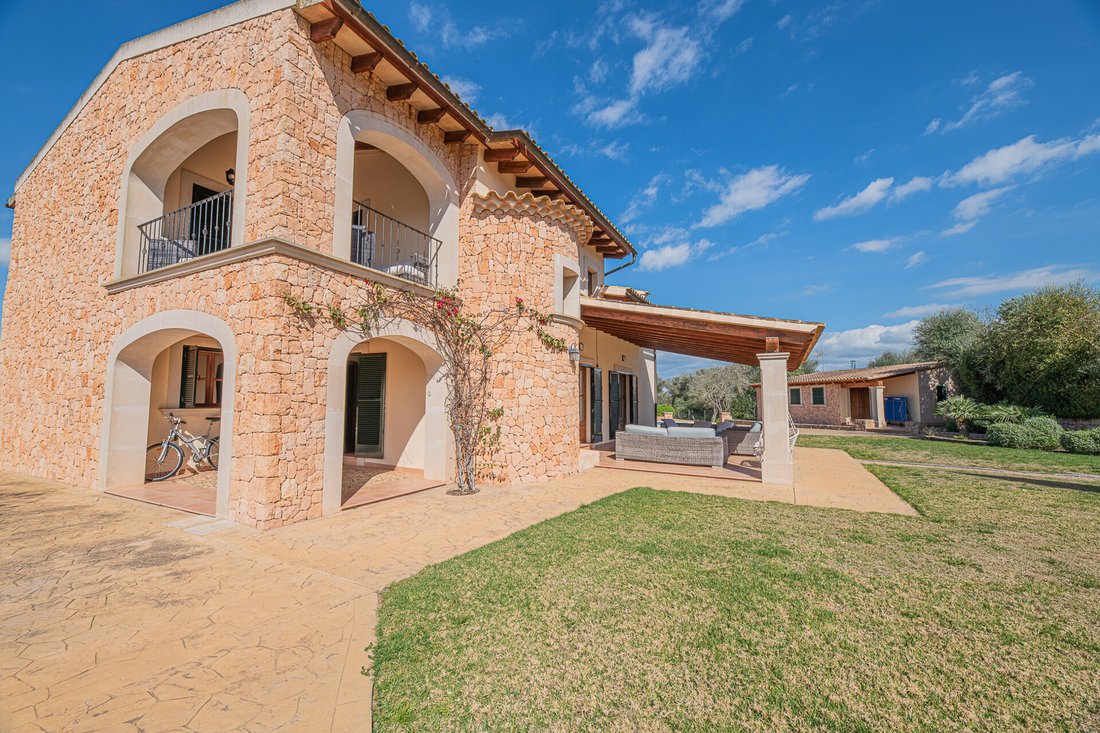 Finca in Algaida, Balearic Islands, Spain 1 - 14420270