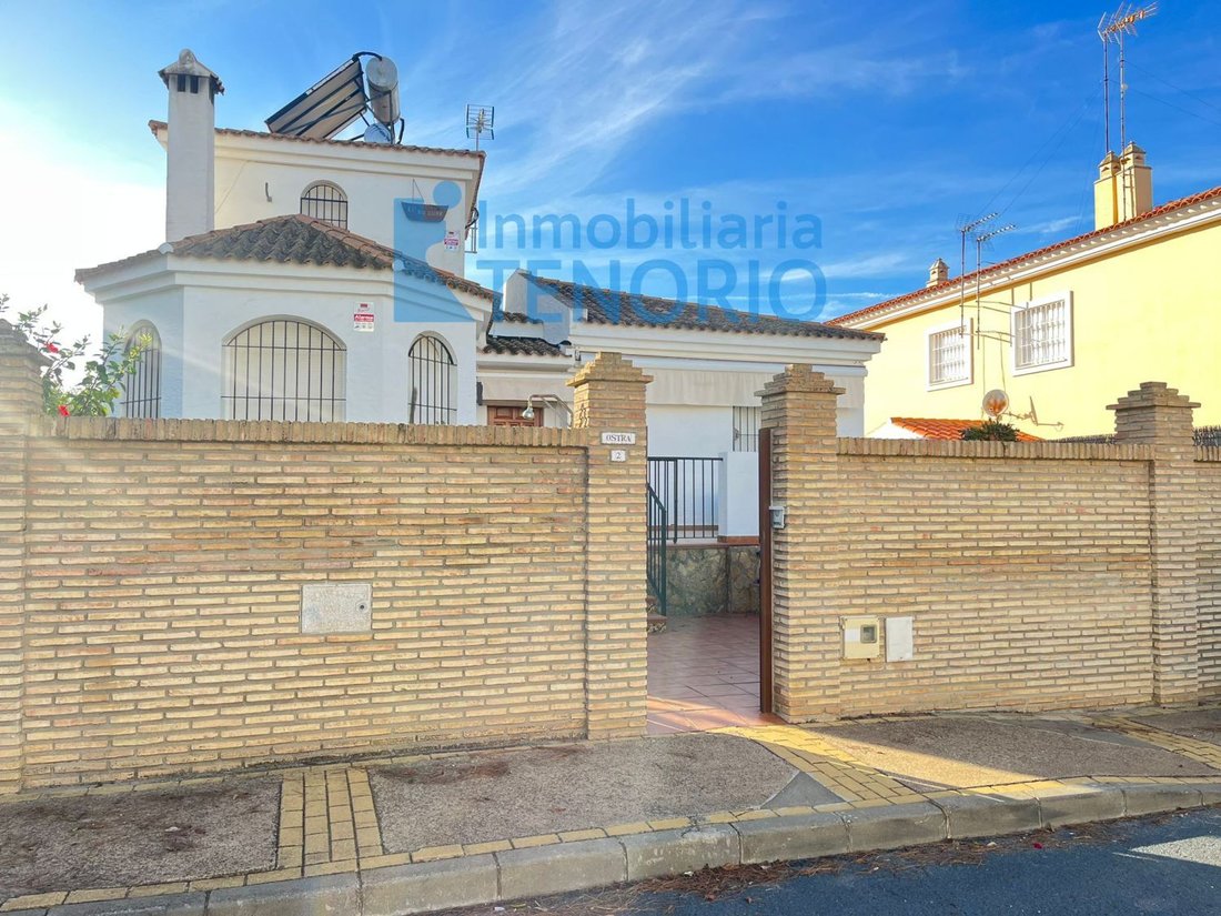 Chalet in Lepe, Andalusia, Spain 3 - 16682521