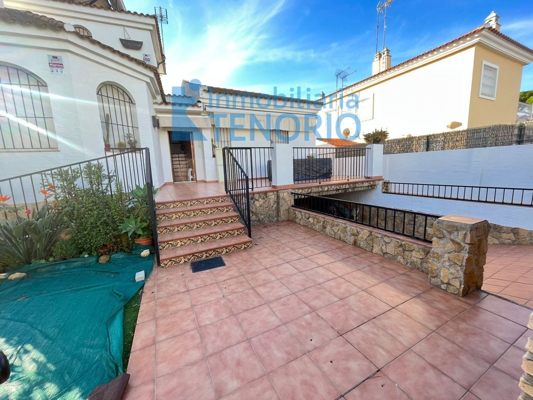 Chalet in Lepe, Andalusia, Spain 5 - 16682521