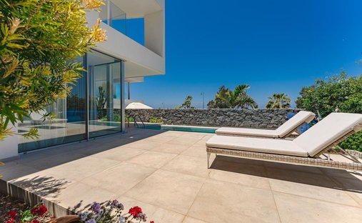 Chalet in Guia de Isora, Canary Islands, Spain 1