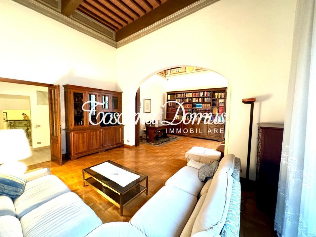 House in Historic Center, Siena, Tuscany 4 - 16690848