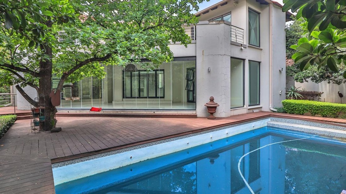 Country House in Sandhurst, Gauteng, South Africa 2 - 16689340