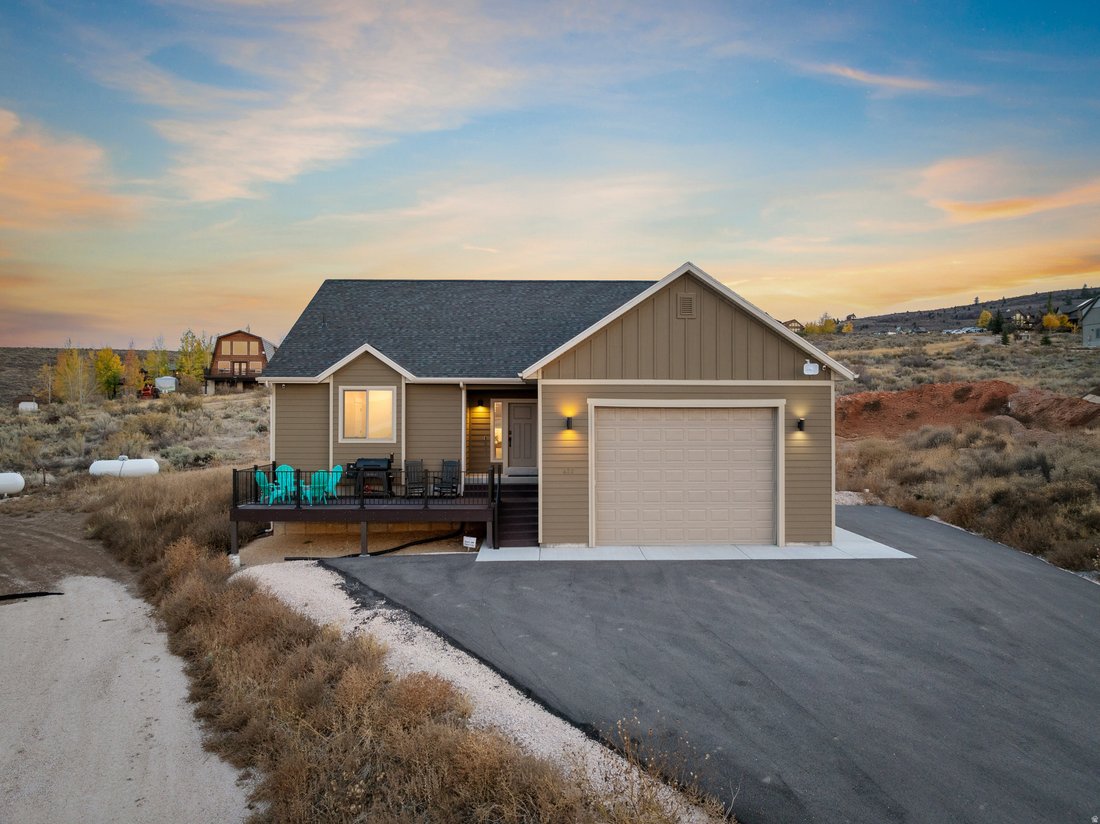 House in Garden, Utah, United States 1 - 16691184