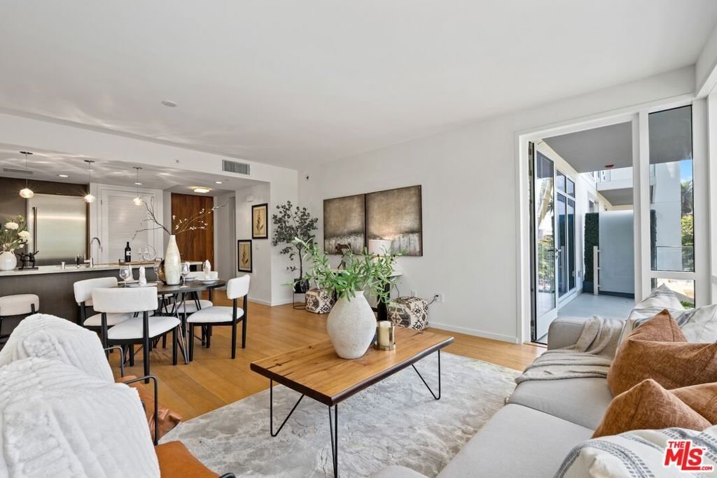 Condo in Santa Monica, California, United States 4 - 16685718
