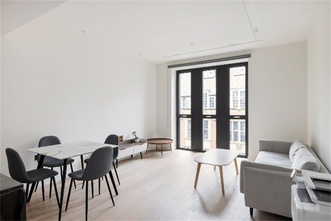 Apartment in WC2, Westminster, England 1 - 16690331